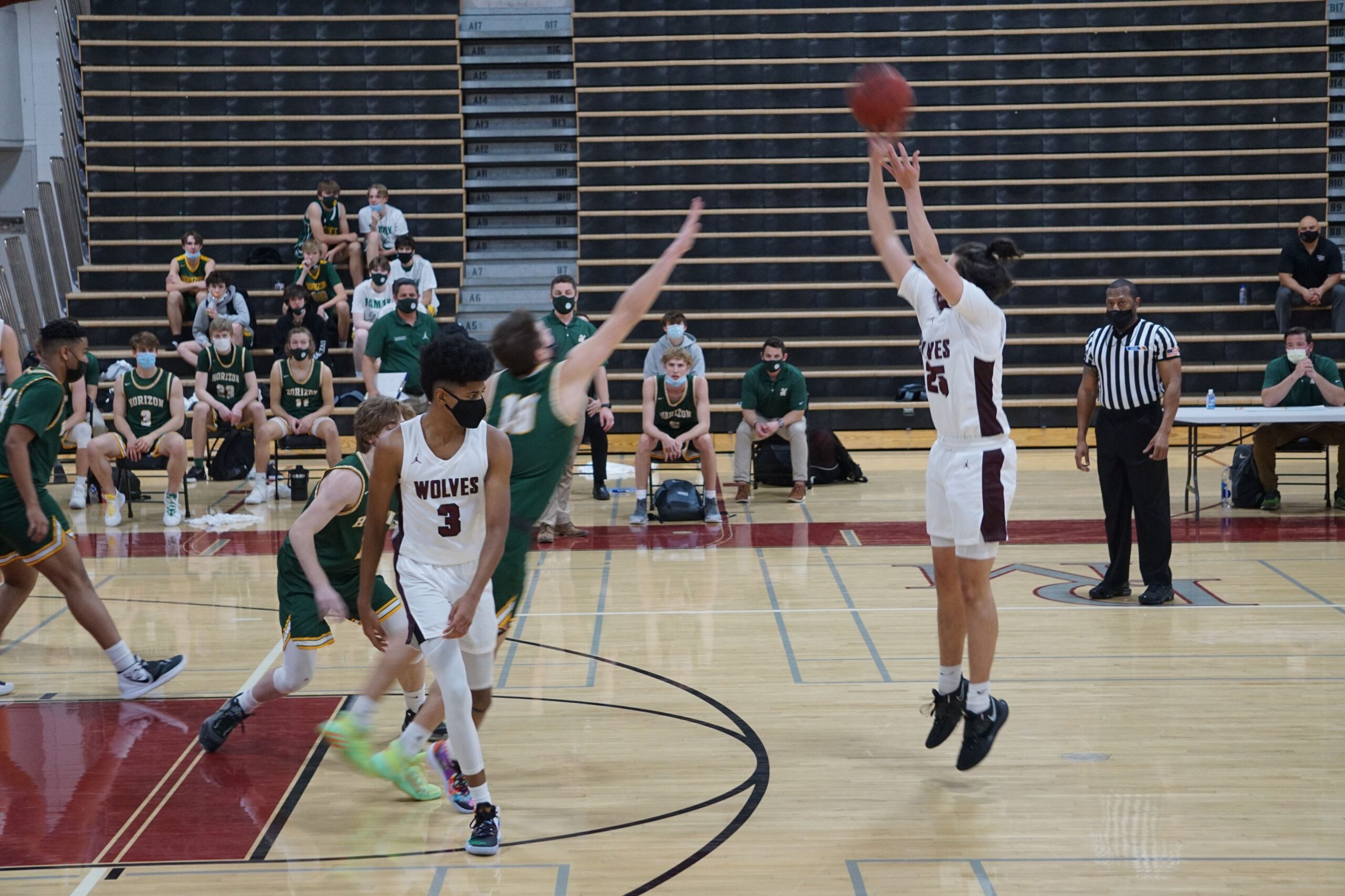 Desert Mountain Wolves Basketball